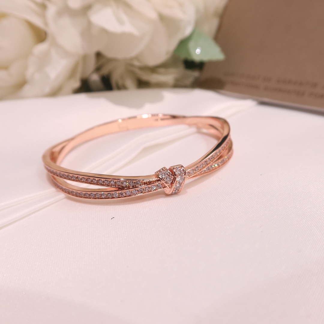 Chaumet J1mqbr Josephine eclat floral Bracelet C083468