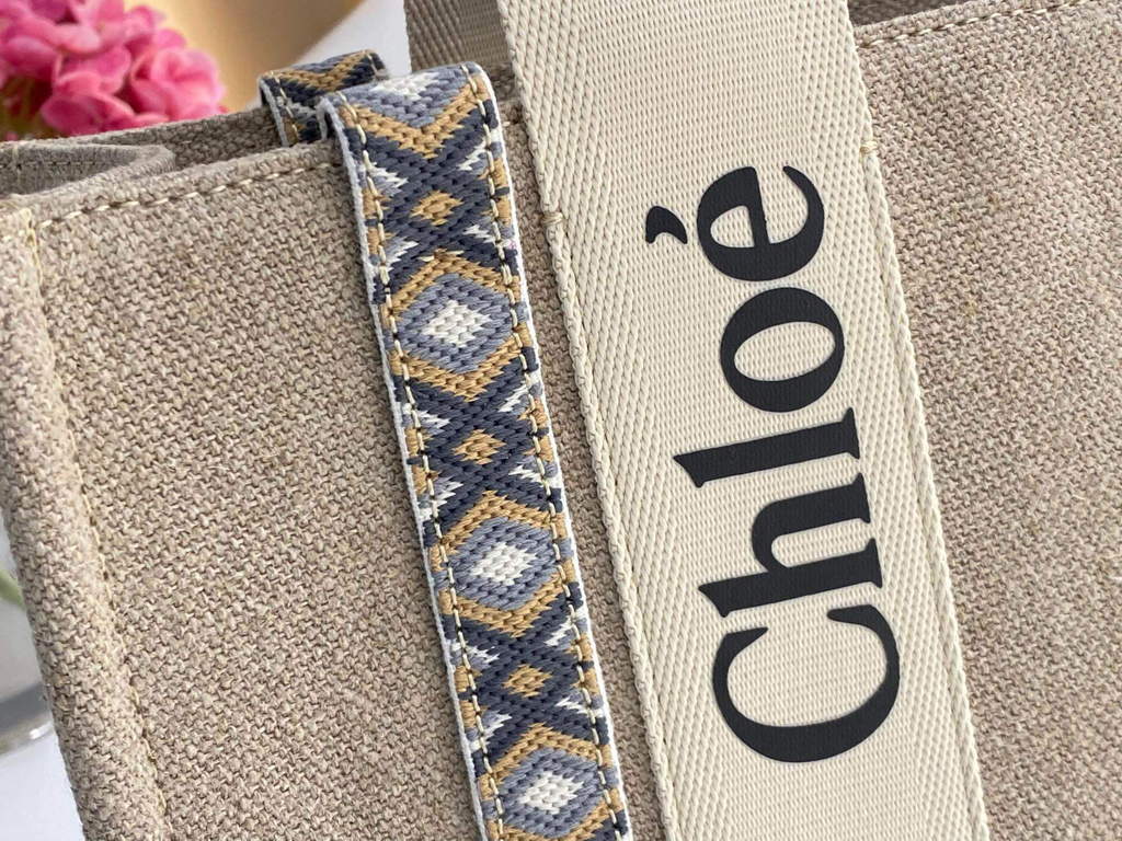 Chloe 383E6691J Medium Woody Tote Bag in Cotton Canvas Black