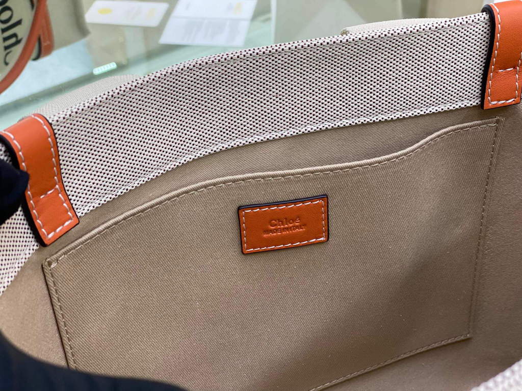 Chloe 383E6690U Medium Woody Tote Bag in Cotton Canvas Brown