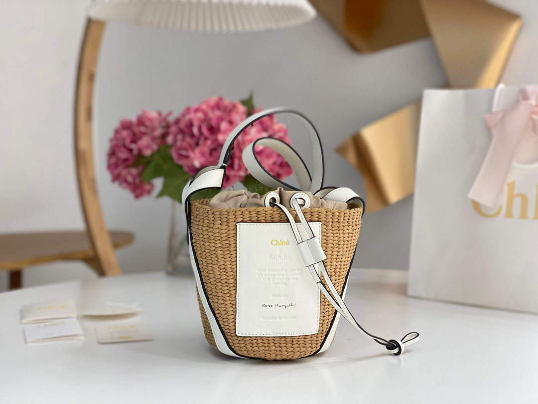 Chlo¨¦ CHC22SS391G56101 Small Basket Tote Bag White