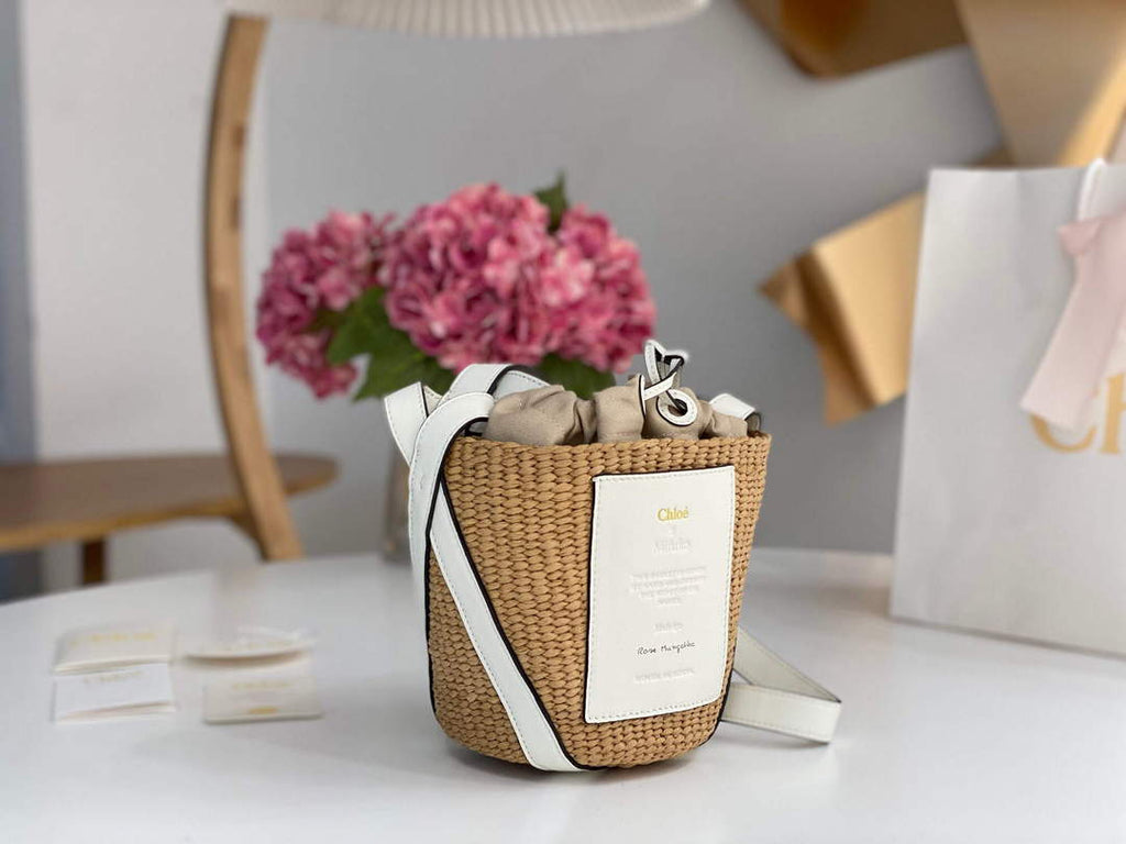 Chlo¨¦ CHC22SS391G56101 Small Basket Tote Bag White