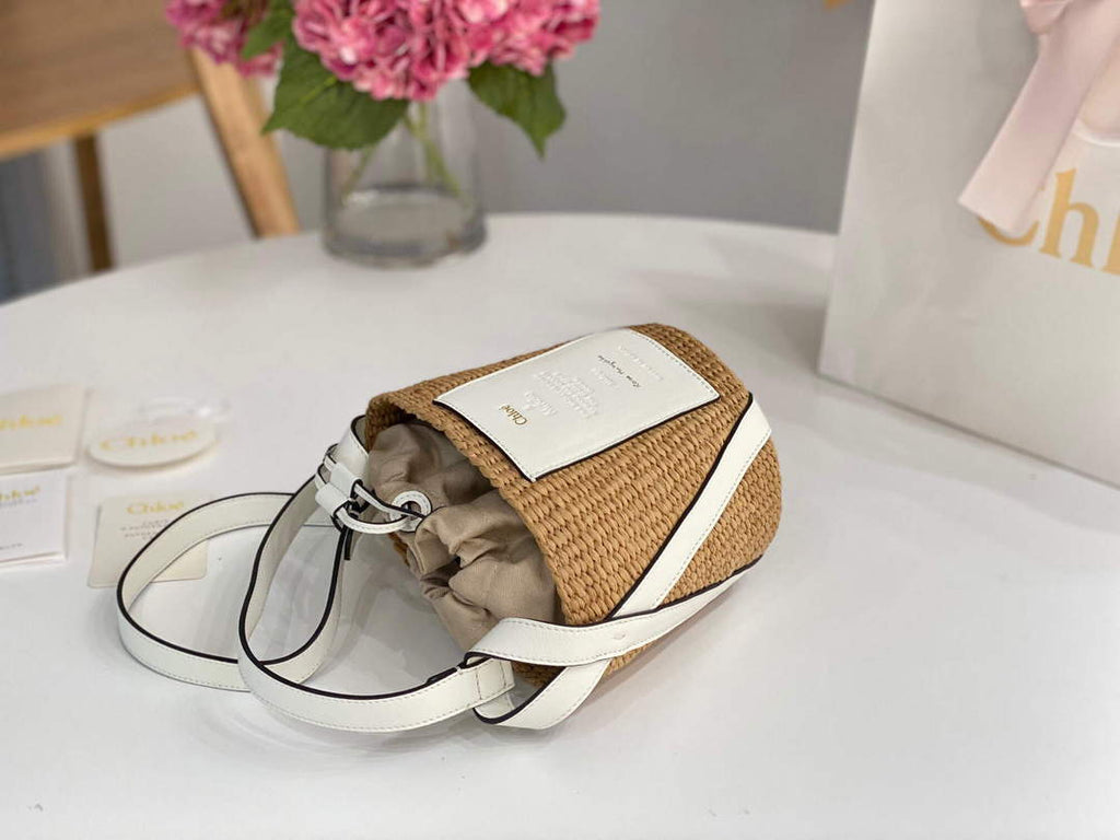 Chlo¨¦ CHC22SS391G56101 Small Basket Tote Bag White