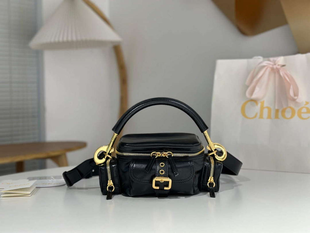 Chlo¨¦ CHC24AS534N83001 Small Camera Bag In Shiny Leather Black