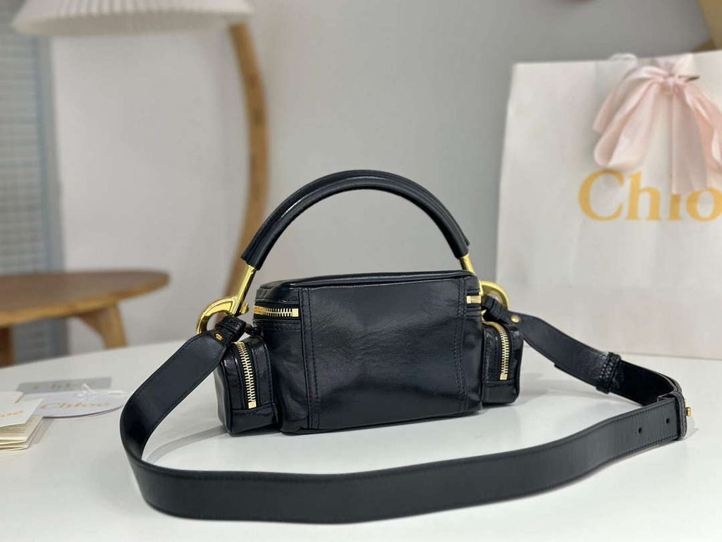 Chlo¨¦ CHC24AS534N83001 Small Camera Bag In Shiny Leather Black