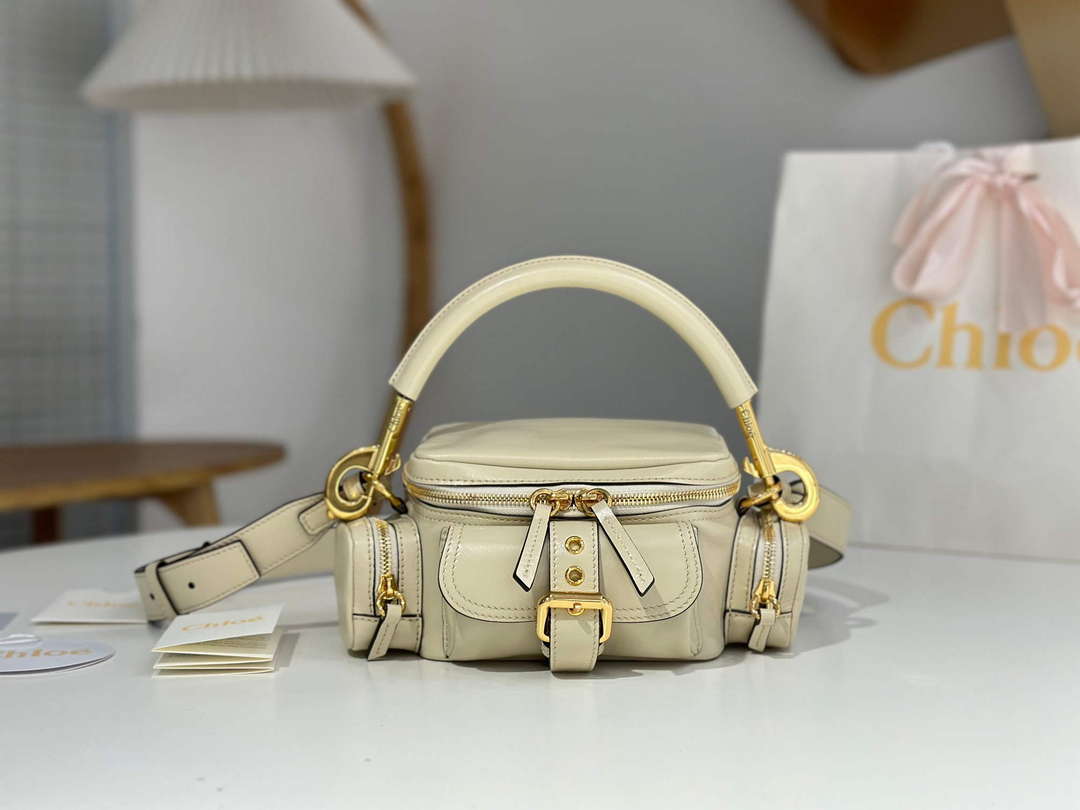 Chlo¨¦ CHC24AS534N8324Q Small Camera Bag In Shiny Leather Sweet Beige