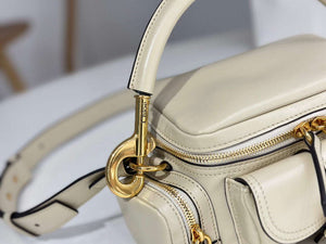 Chlo¨¦ CHC24AS534N8324Q Small Camera Bag In Shiny Leather Sweet Beige - Default Title - View 3