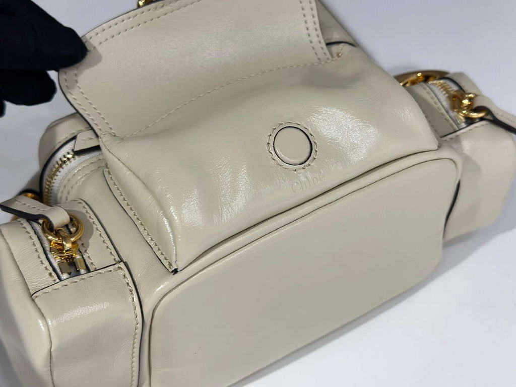 Chlo¨¦ CHC24AS534N8324Q Small Camera Bag In Shiny Leather Sweet Beige