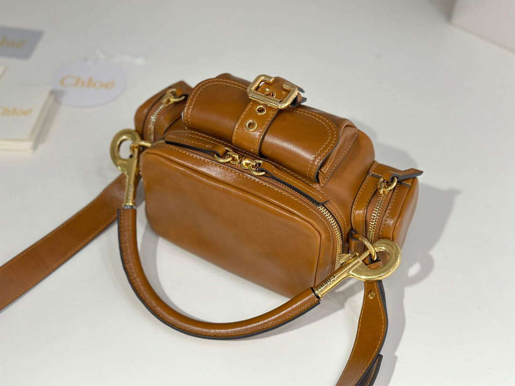 Chlo¨¦ CHC24AS534N8326M Small Camera Bag In Shiny Leather Clay Brown