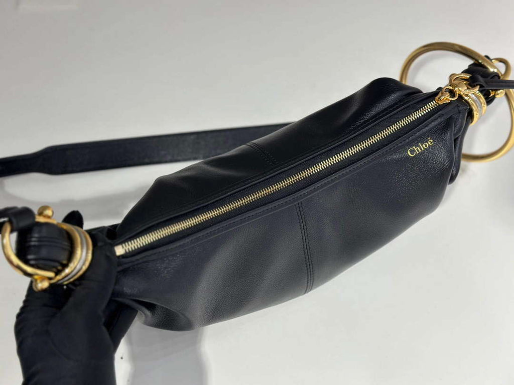 Chlo¨¦ CHC24AS611N72001 Small Bracelet Hobo bag in grained leather Black