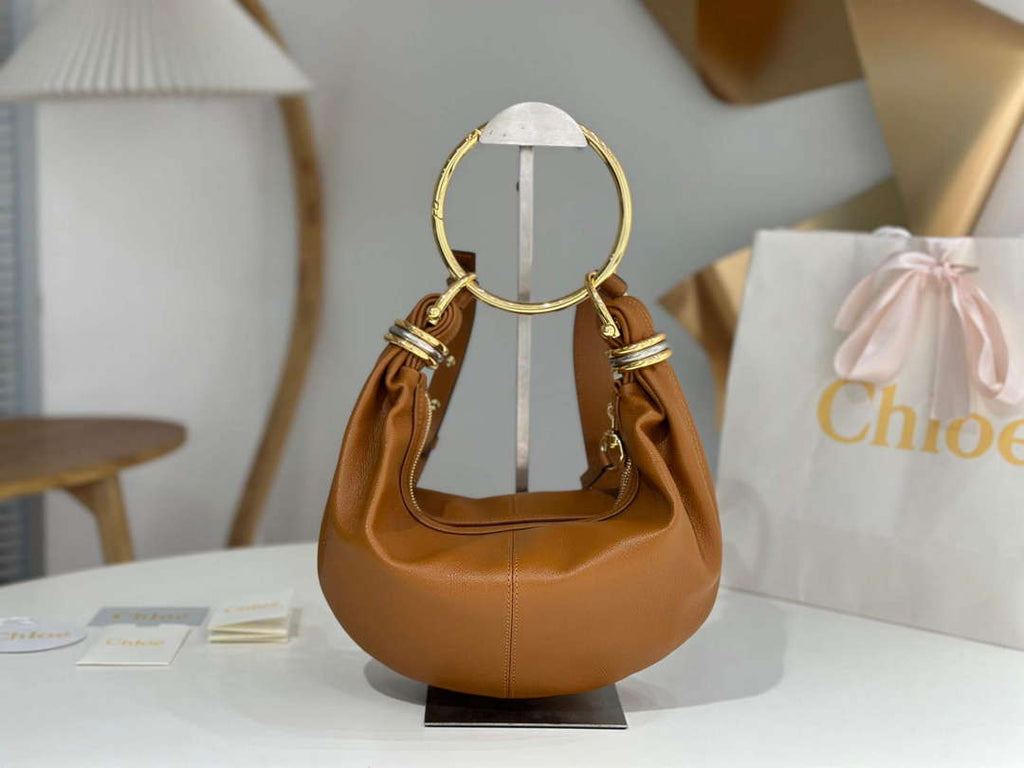 Chlo¨¦ CHC24AS611N7226M Small Bracelet Hobo bag in grained leather Clay Brown