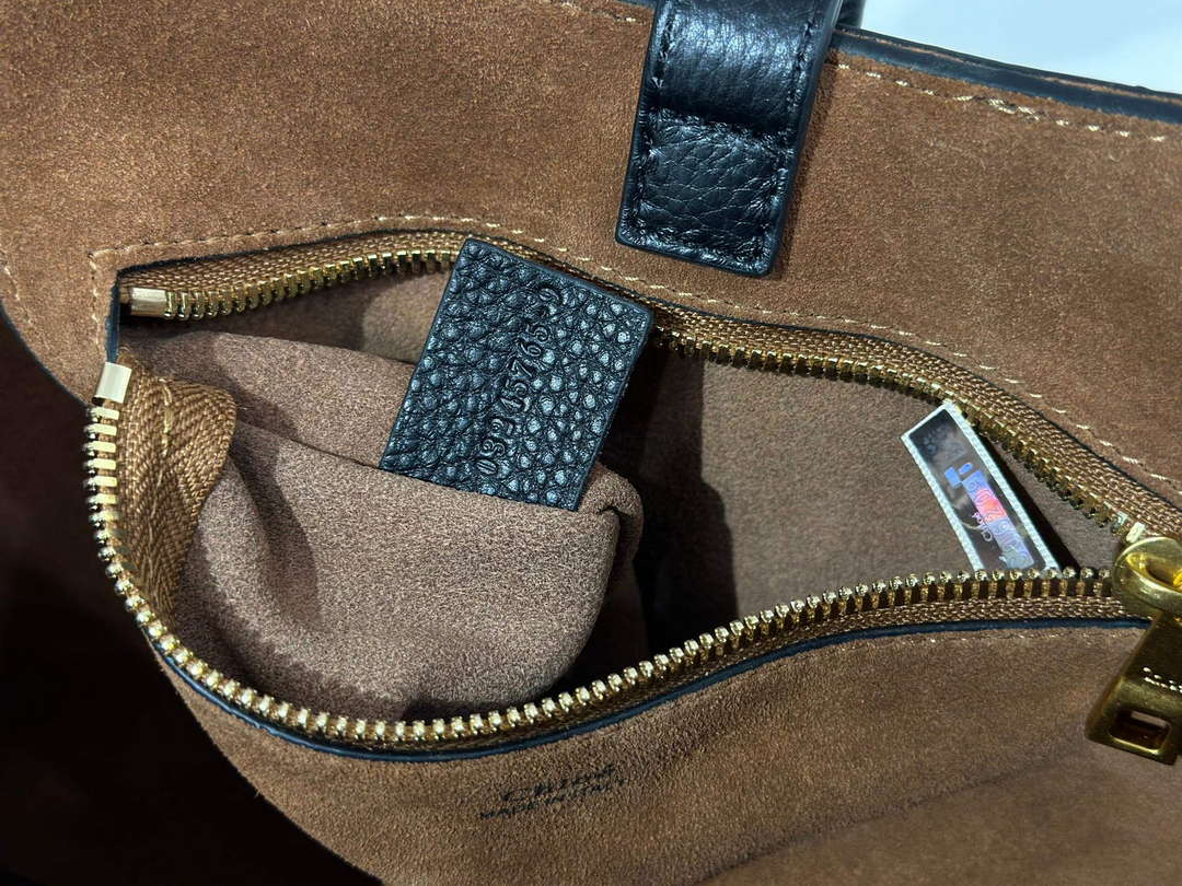 Chlo¨¦ CHC24AS629I31001 Small Marcie Hobo Bag in grained leather Black
