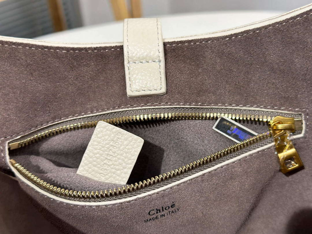Chlo¨¦ CHC24AS629I31110 Small Marcie Hobo Bag in grained leather Misty Ivory