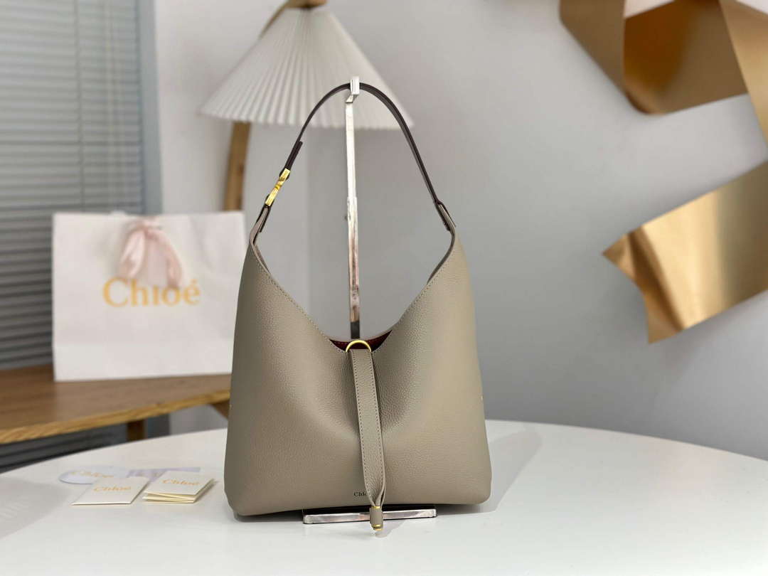 Chlo¨¦ CHC24AS629I316J5 Small Marcie Hobo Bag in grained leather Motty Grey