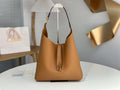 Chlo¨¦ CHC24AS630N5726M Marcie Hobo Bag in grained leather Clay Brown
