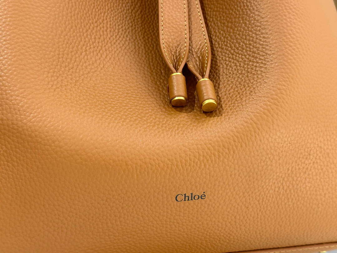 Chlo¨¦ CHC24AS630N5726M Marcie Hobo Bag in grained leather Clay Brown