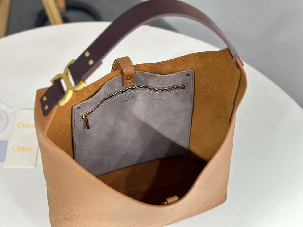 Chlo¨¦ CHC24AS630N5726M Marcie Hobo Bag in grained leather Clay Brown
