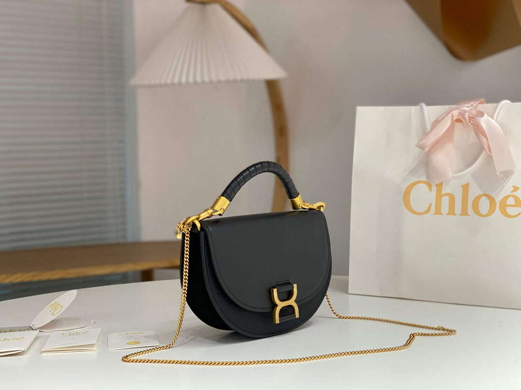 Chlo¨¦ CHC24SS604M52001 Marcie Chain Flap Bag in Leather Black