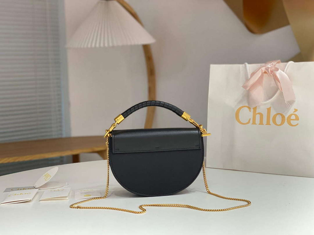 Chlo¨¦ CHC24SS604M52001 Marcie Chain Flap Bag in Leather Black