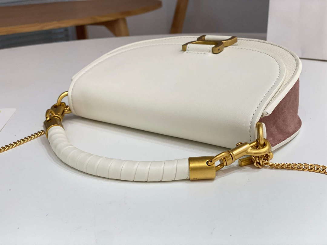 Chlo¨¦ CHC24SS604M52001 Marcie Chain Flap Bag in Leather Sweet Beige