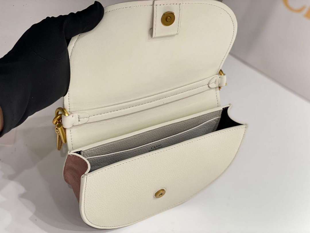 Chlo¨¦ CHC24SS604M52001 Marcie Chain Flap Bag in Leather Sweet Beige