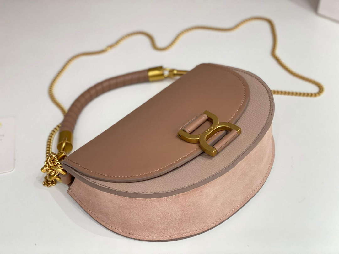 Chlo¨¦ CHC24SS604M52527 Marcie Chain Flap Bag in Leather Woodrose