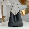 Chlo¨¦ CHC24SS630I31001 Marcie Hobo Bag in grained leather Black - Default Title - View 1