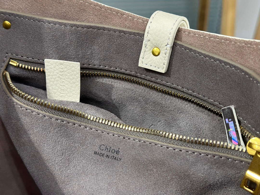 Chlo¨¦ CHC24SS630I3123W Marcie Hobo Bag in grained leather Misty Ivory