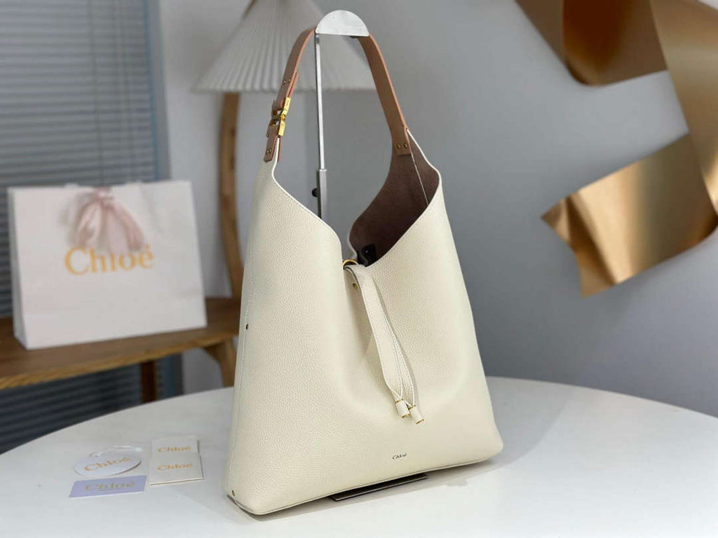 Chlo¨¦ CHC24SS630I3123W Marcie Hobo Bag in grained leather Misty Ivory