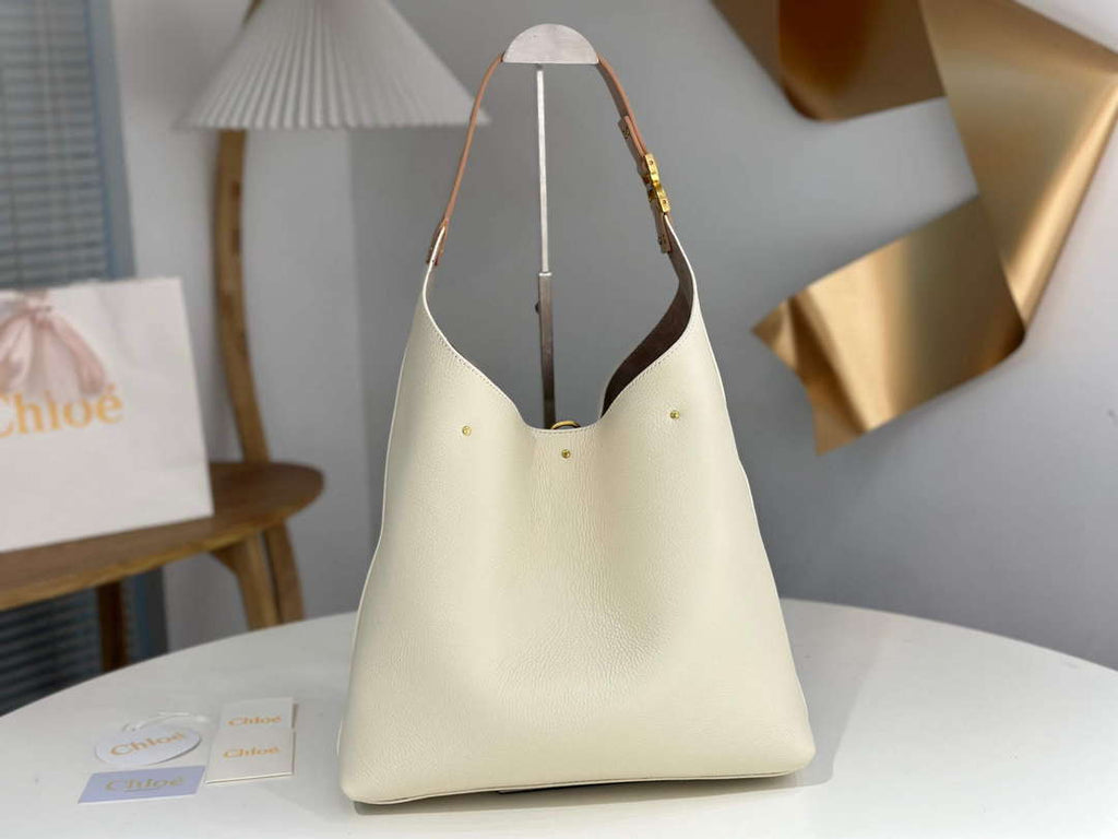 Chlo¨¦ CHC24SS630I3123W Marcie Hobo Bag in grained leather Misty Ivory