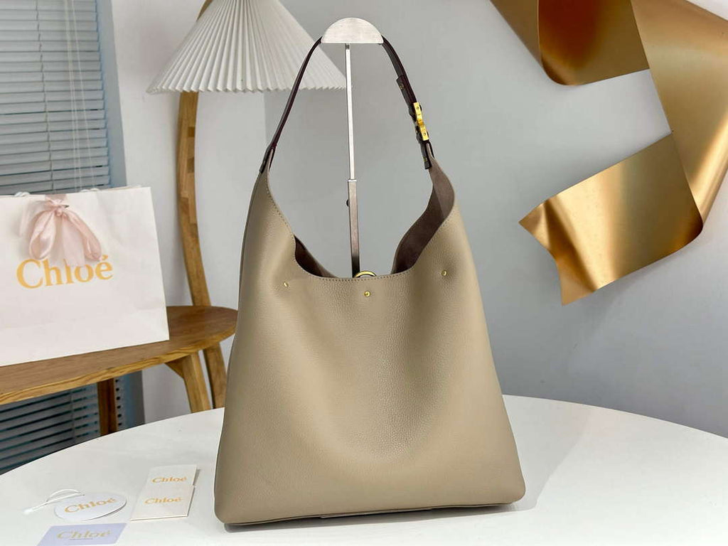 Chlo¨¦ CHC24SS630I3123W Marcie Hobo Bag in grained leather Motty Grey