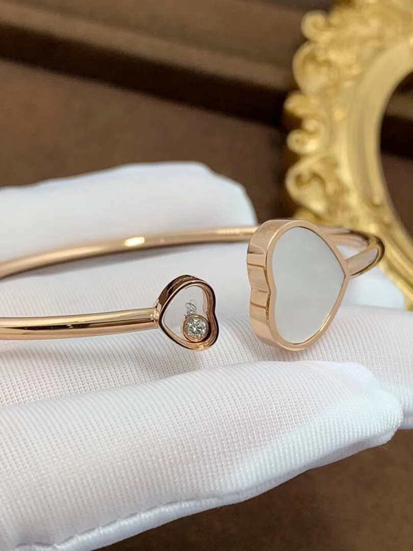 Chopard HAPPY HEARTS Barcelet 857482-5300 Rose Gold mother of pearl