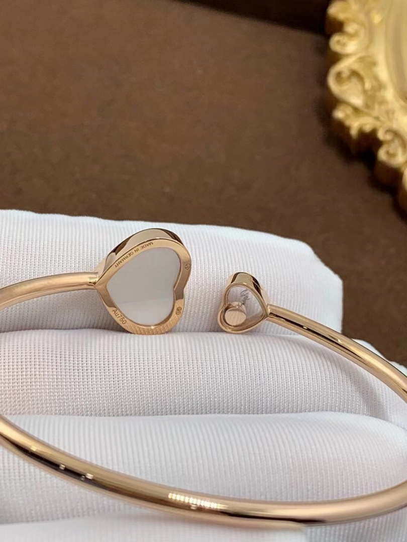 Chopard HAPPY HEARTS Barcelet 857482-5300 Rose Gold mother of pearl