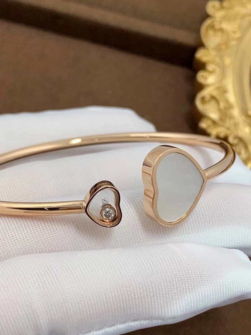 Chopard HAPPY HEARTS Barcelet 857482-5300 Rose Gold mother of pearl
