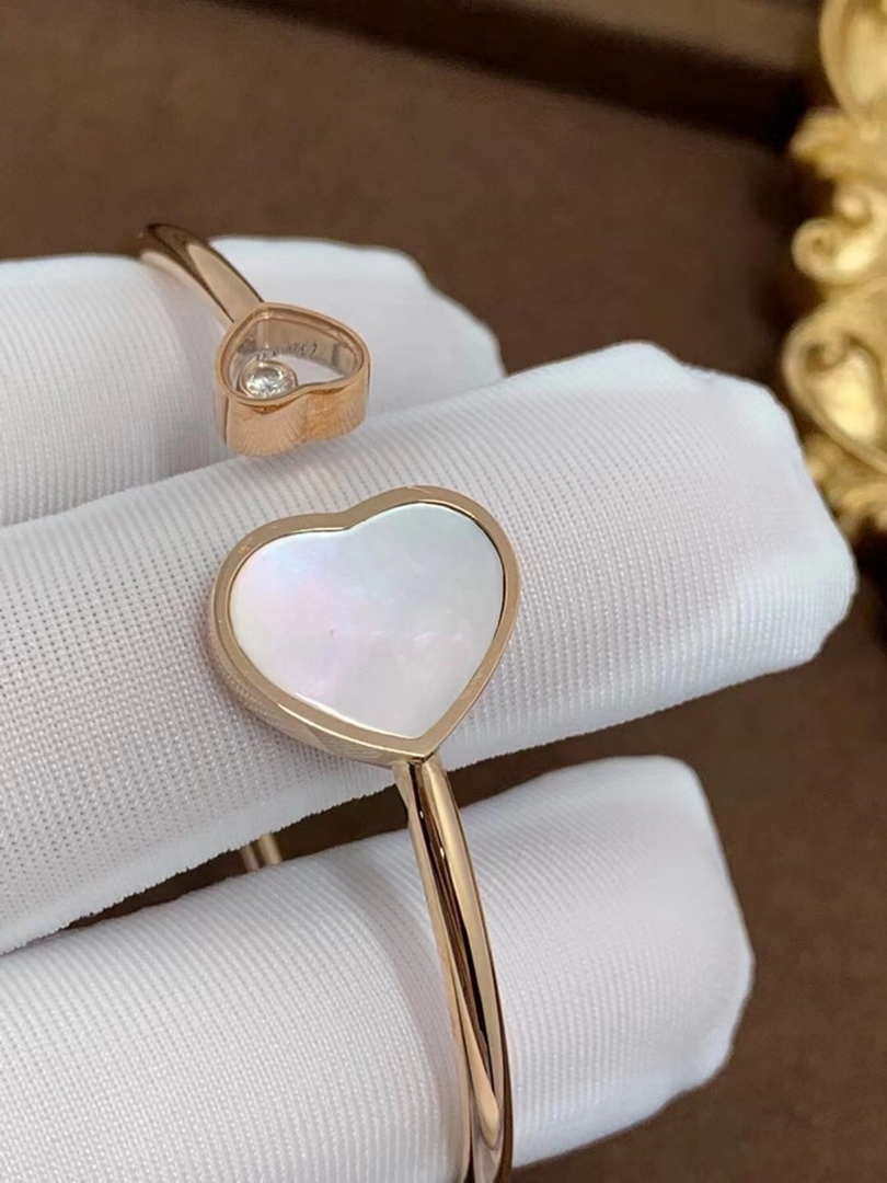 Chopard HAPPY HEARTS Barcelet 857482-5300 Rose Gold mother of pearl