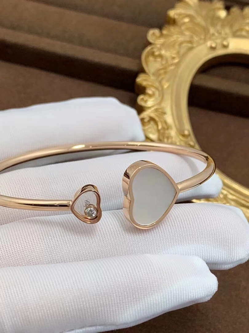 Chopard HAPPY HEARTS Barcelet 857482-5300 Rose Gold mother of pearl
