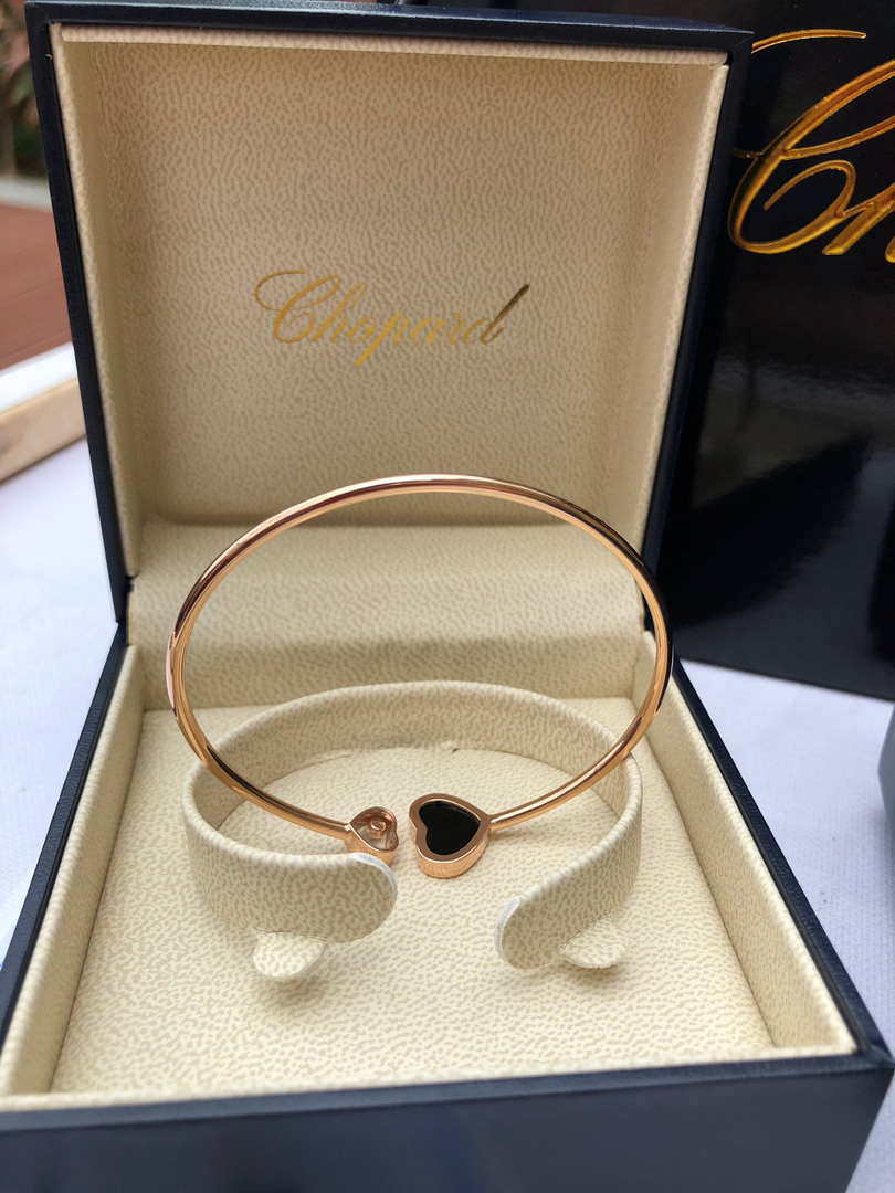 Chopard HAPPY HEARTS Barcelet857482-5200 Rose Gold ONYX