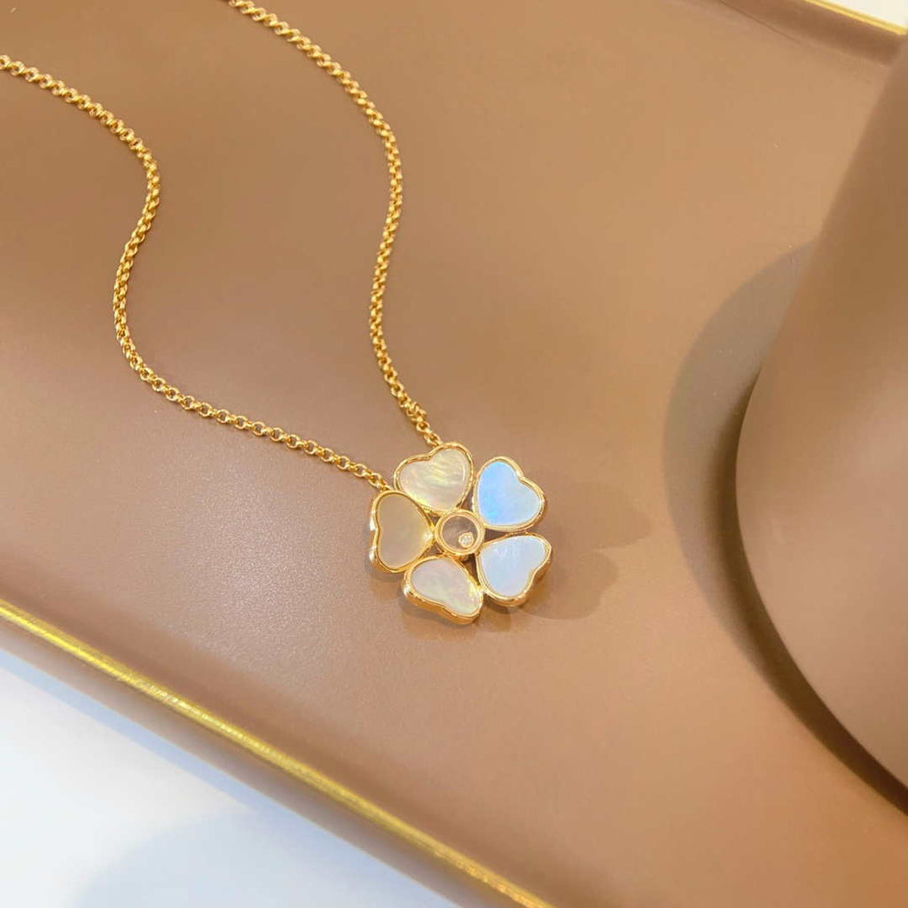Chopard Happy Hearts Flowers 79A085-5301 Pendant ethical rose gold diamond