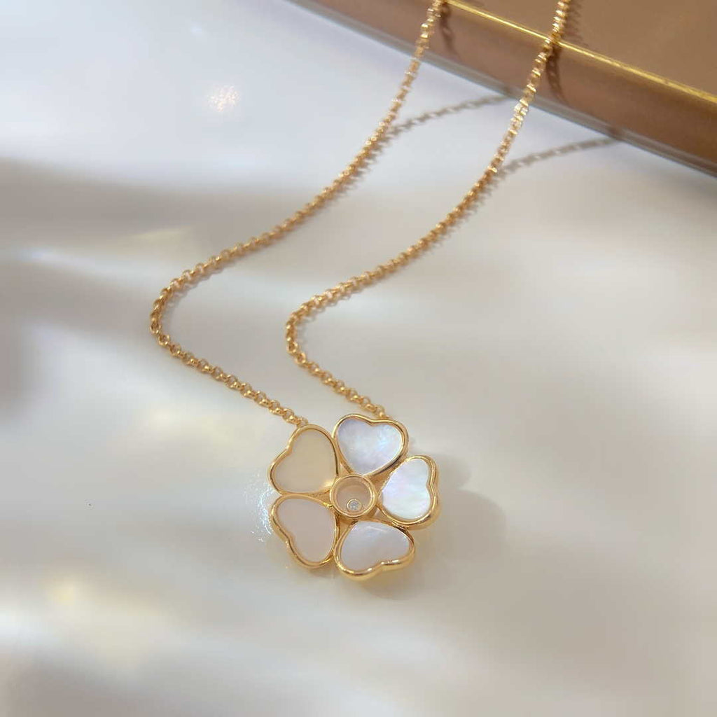 Chopard Happy Hearts Flowers 79A085-5301 Pendant ethical rose gold diamond Red