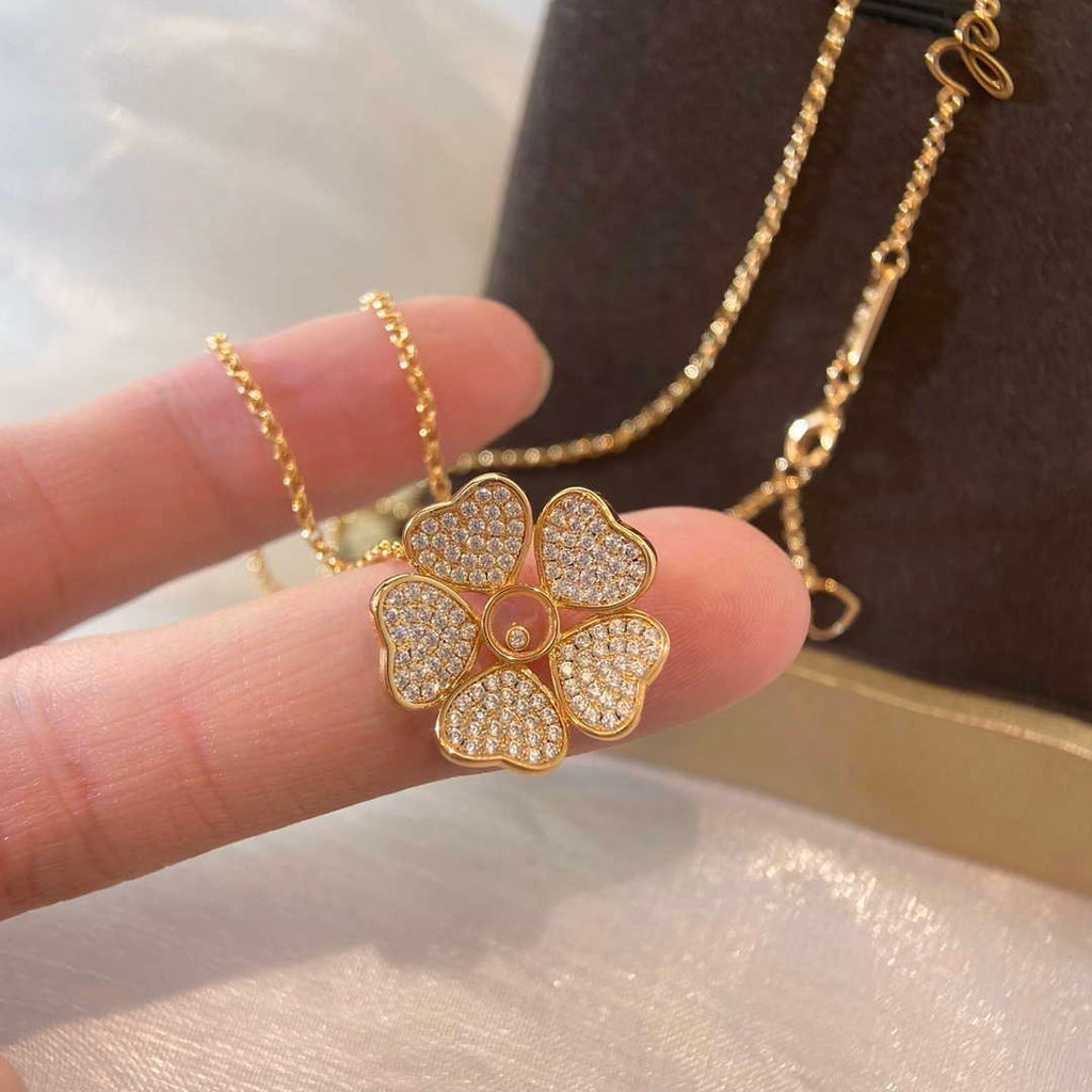 Chopard Happy Hearts Flowers 79A085-5301 Pendant ethical diamond Silver