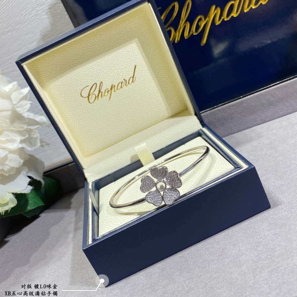 Chopard HAPPY Hearts Flowers Diamond Bracelet 85A085-1900 Rose Gold