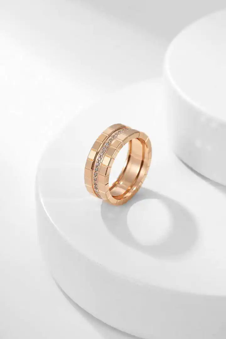 Chopard Ice Cube Ring ethical white gold diamonds 827004-1040