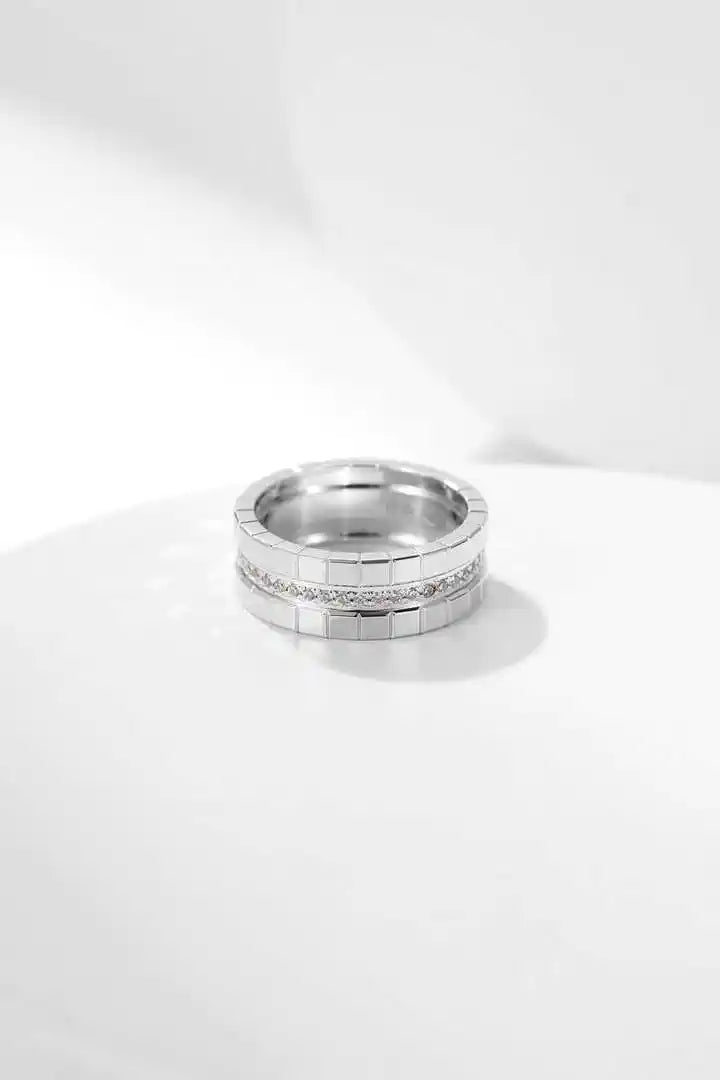 Chopard Ice Cube Ring ethical white gold diamonds 827004-1040