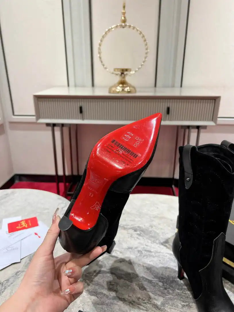 Christian Louboutin Short High boots with 3D embroidery on the upper CL 85MM 798001