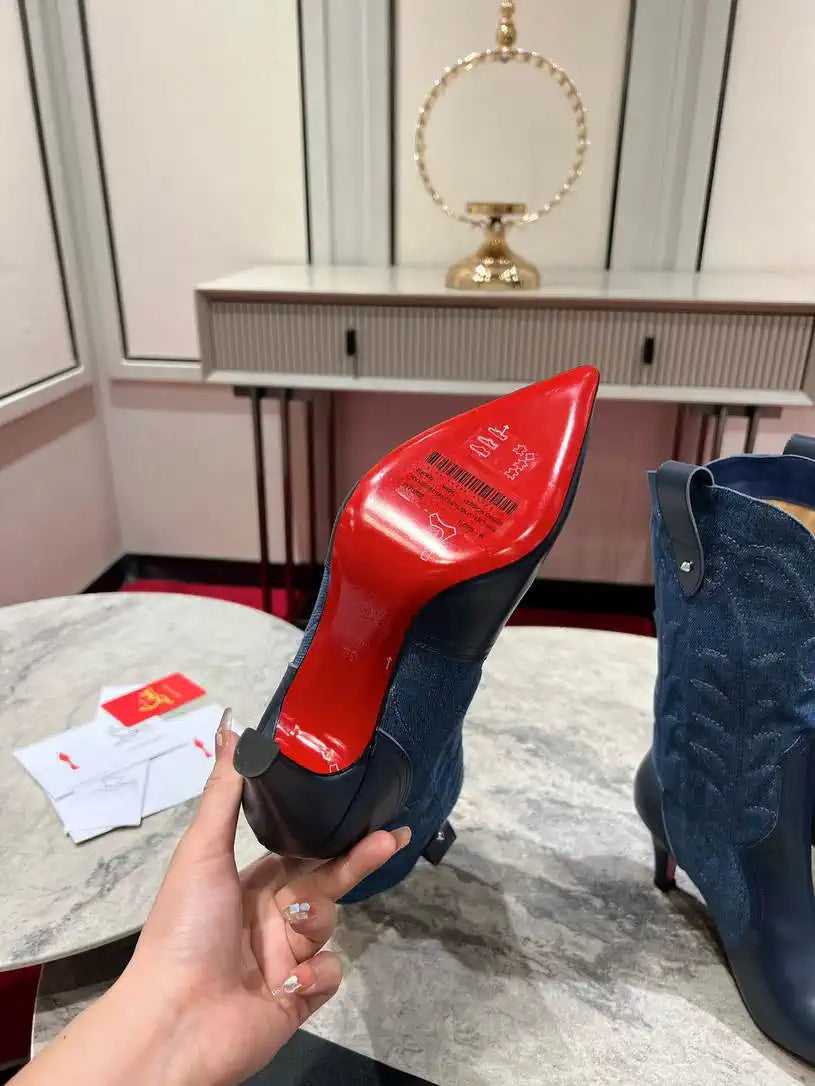 Christian Louboutin Short High boots with 3D embroidery on the upper CL 85MM 798001