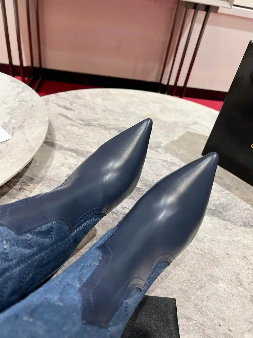 Christian Louboutin Short High boots with 3D embroidery on the upper CL 85MM 798001