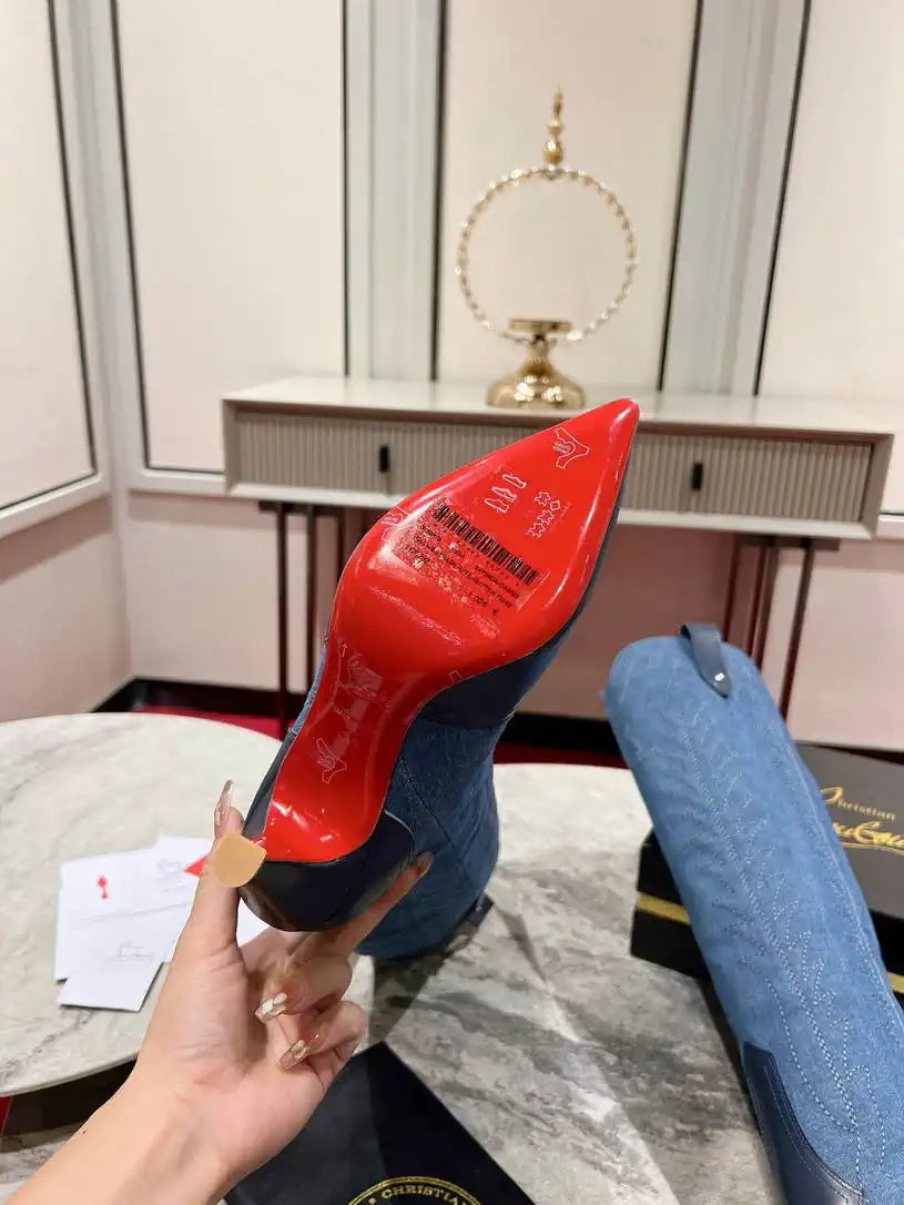 Christian Louboutin Long High boots with 3D embroidery on the upper CL 85MM 798002