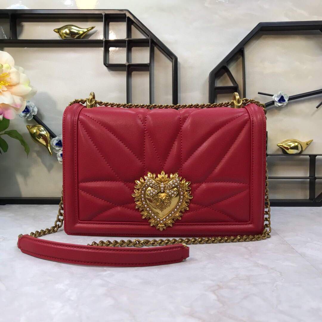 DG BB6652 Dolce Gabbana Medium Devotion crossbody bag in quilted nappa leather Red