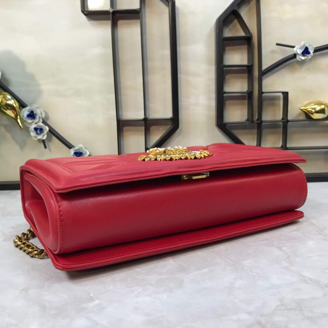 DG BB6652 Dolce Gabbana Medium Devotion crossbody bag in quilted nappa leather Red