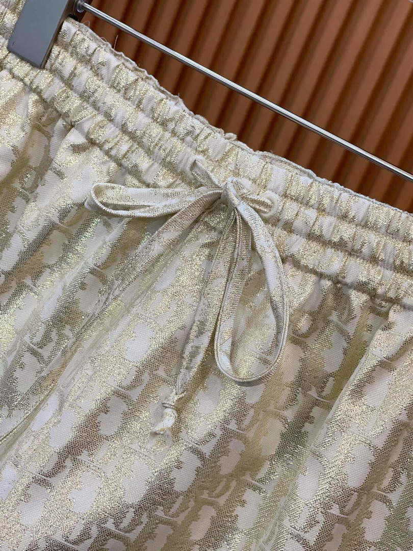 Dior 117P30 CHEZ MOI Shorts Gold