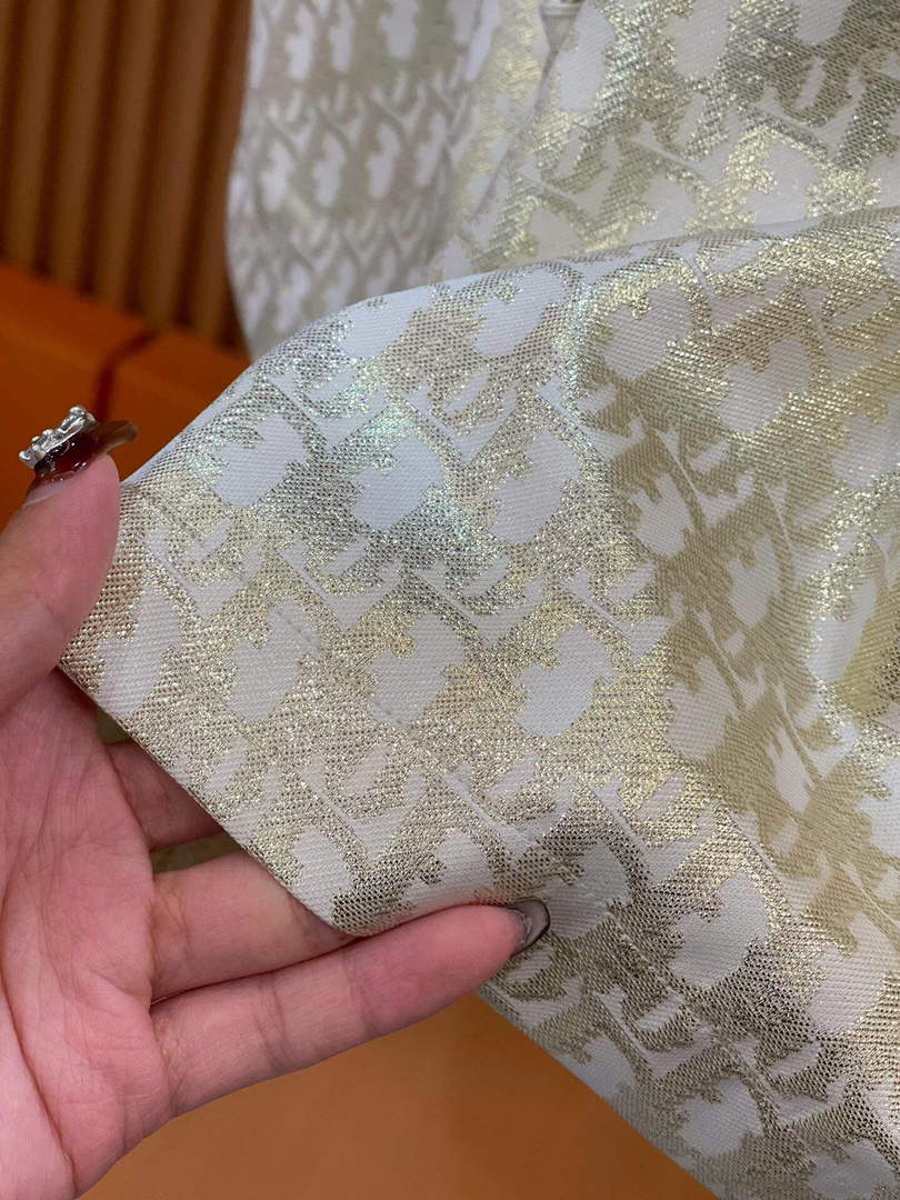 Dior 117P30 CHEZ MOI Shorts Gold